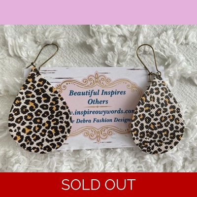 Leopard print light Weight faux leather dangle earrings